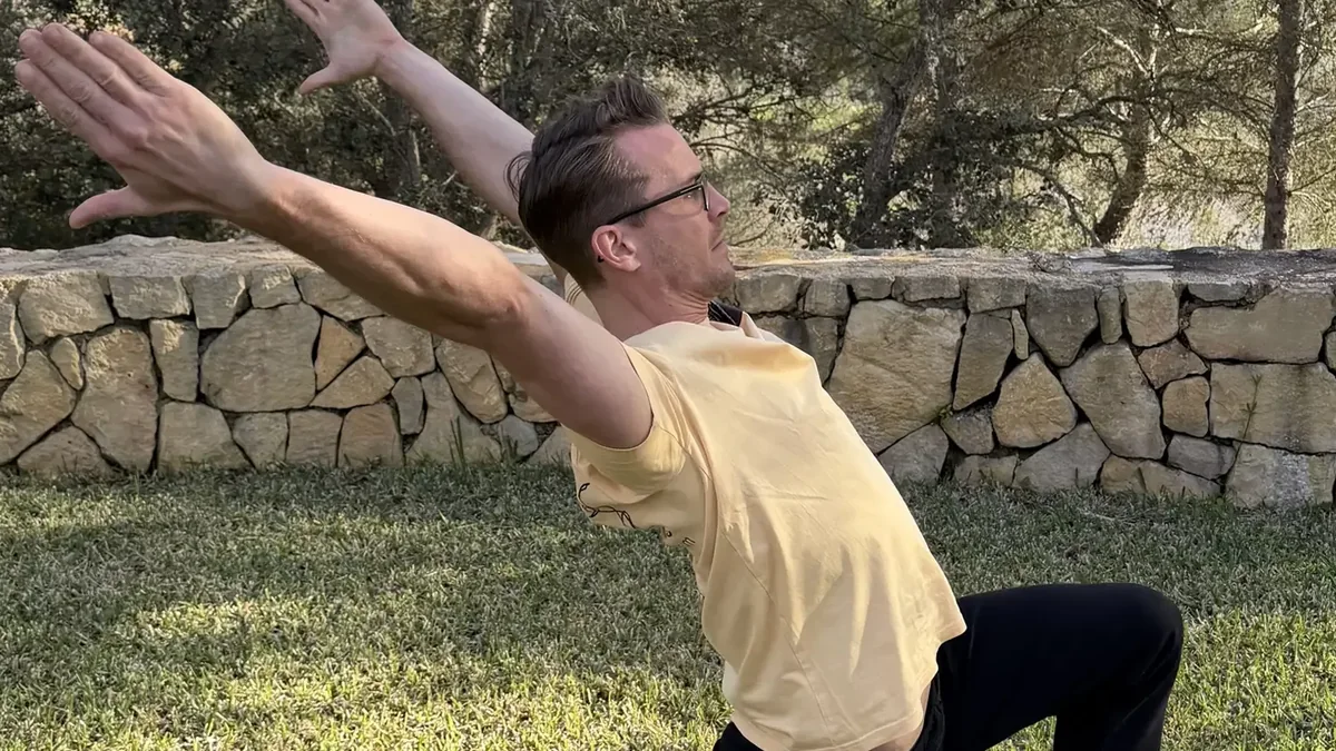 Übung aus dem KiD Training im Freien auf Mallorca